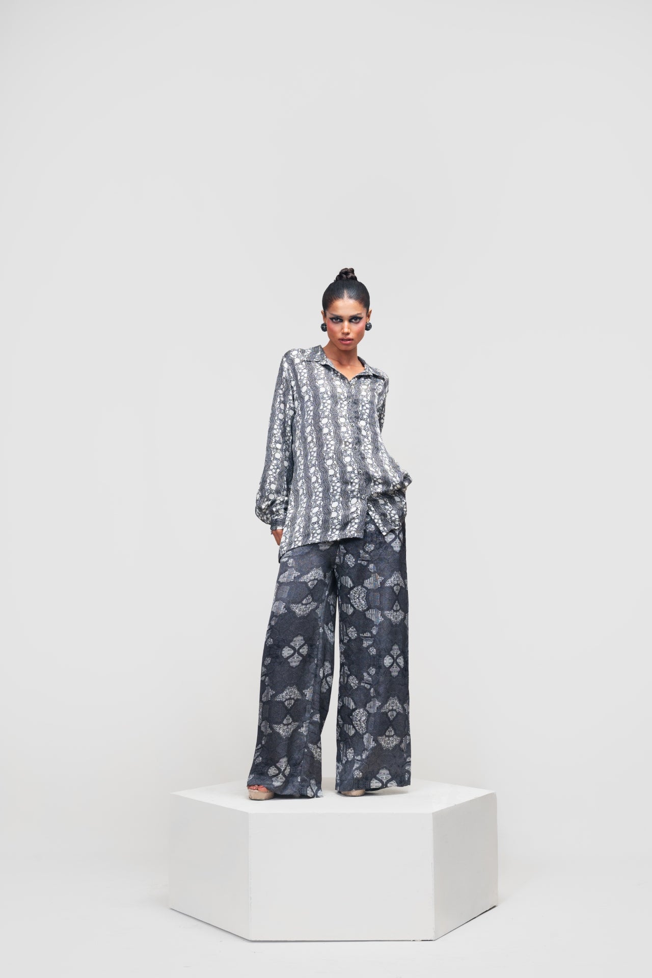 Shadow Weave Co-ord Set – Charcoal